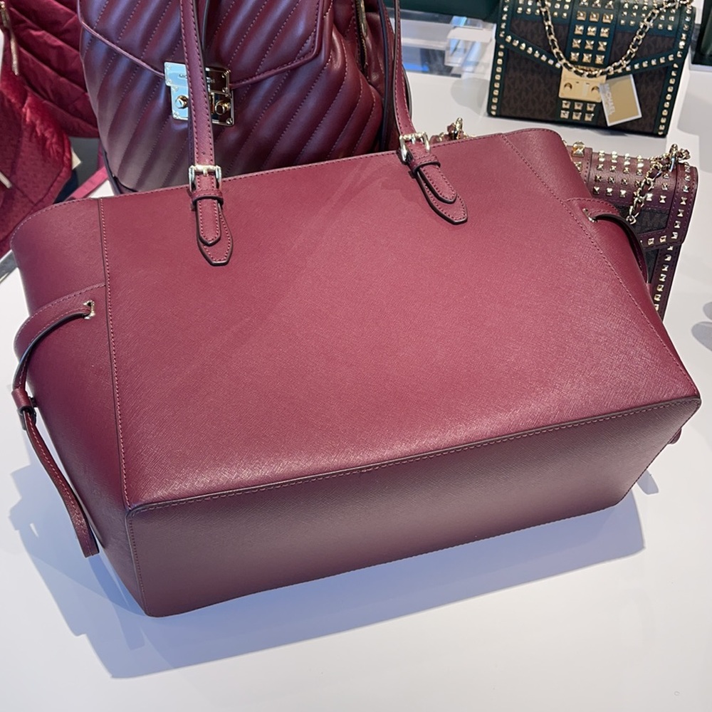 Michael Kors Gilly Travel Large Drawstring Tote Oxblood NWT - Picture 8 of 16
